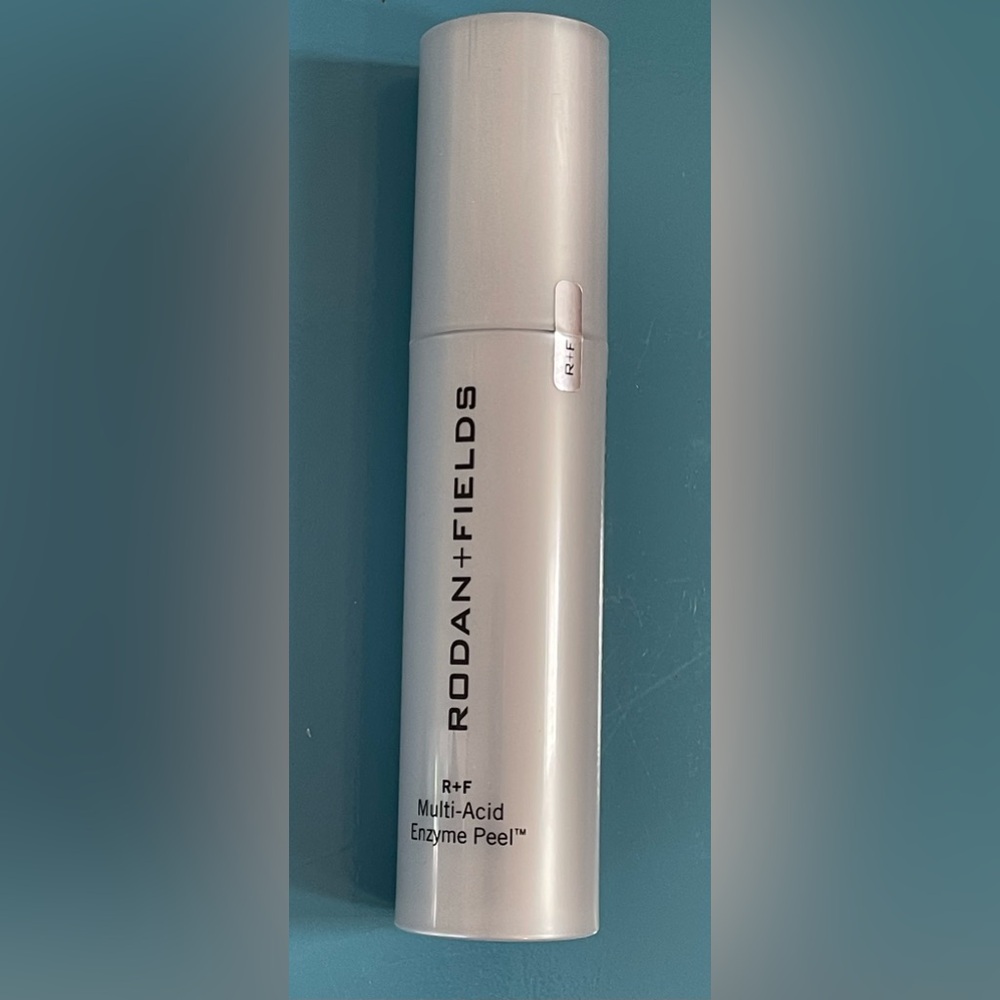 NEW | Rodan + Fields | Multi-Acid Enzyme Peel + Exfoliator
| Sealed | 1 oz